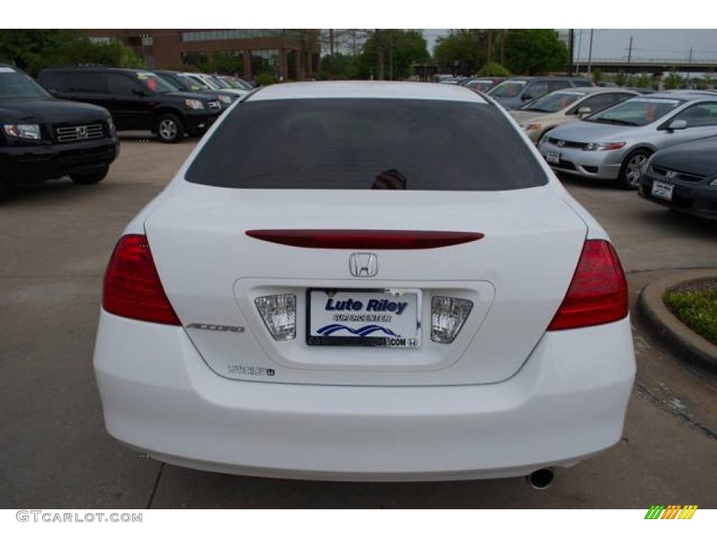 2007 Accord Value Package Sedan - Taffeta White / Ivory photo #6