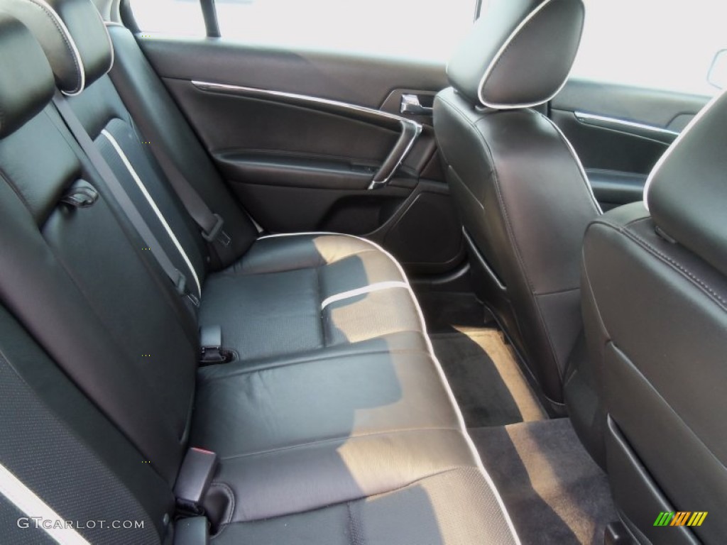 2010 Lincoln MKZ AWD Rear Seat Photo #70904173
