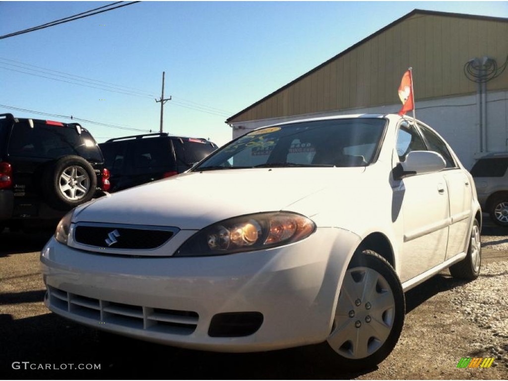2005 Reno S - Absolute White / Gray photo #3