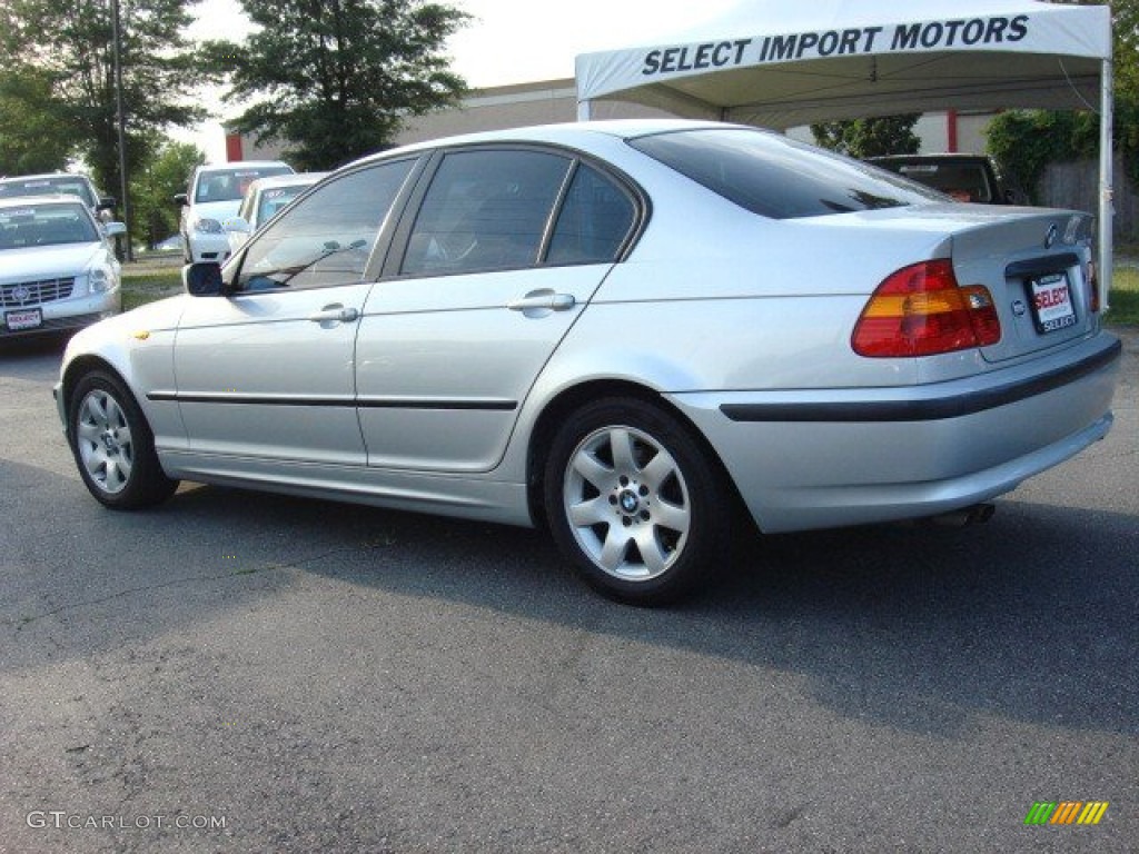 2005 3 Series 325i Sedan - Titanium Silver Metallic / Black photo #3