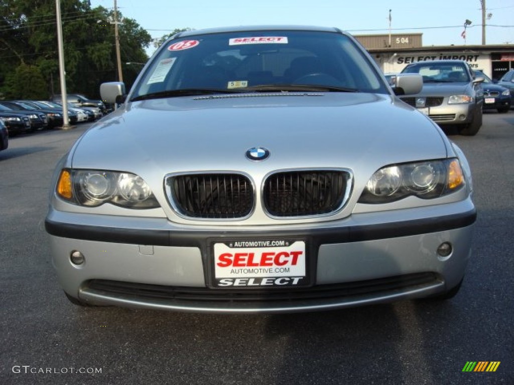 2005 3 Series 325i Sedan - Titanium Silver Metallic / Black photo #8