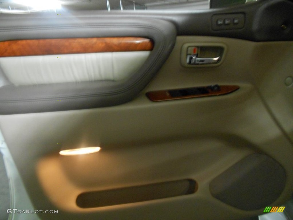 1999 LX 470 - Golden Pearl / Ivory photo #15