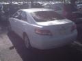 Super White - Camry LE Photo No. 7