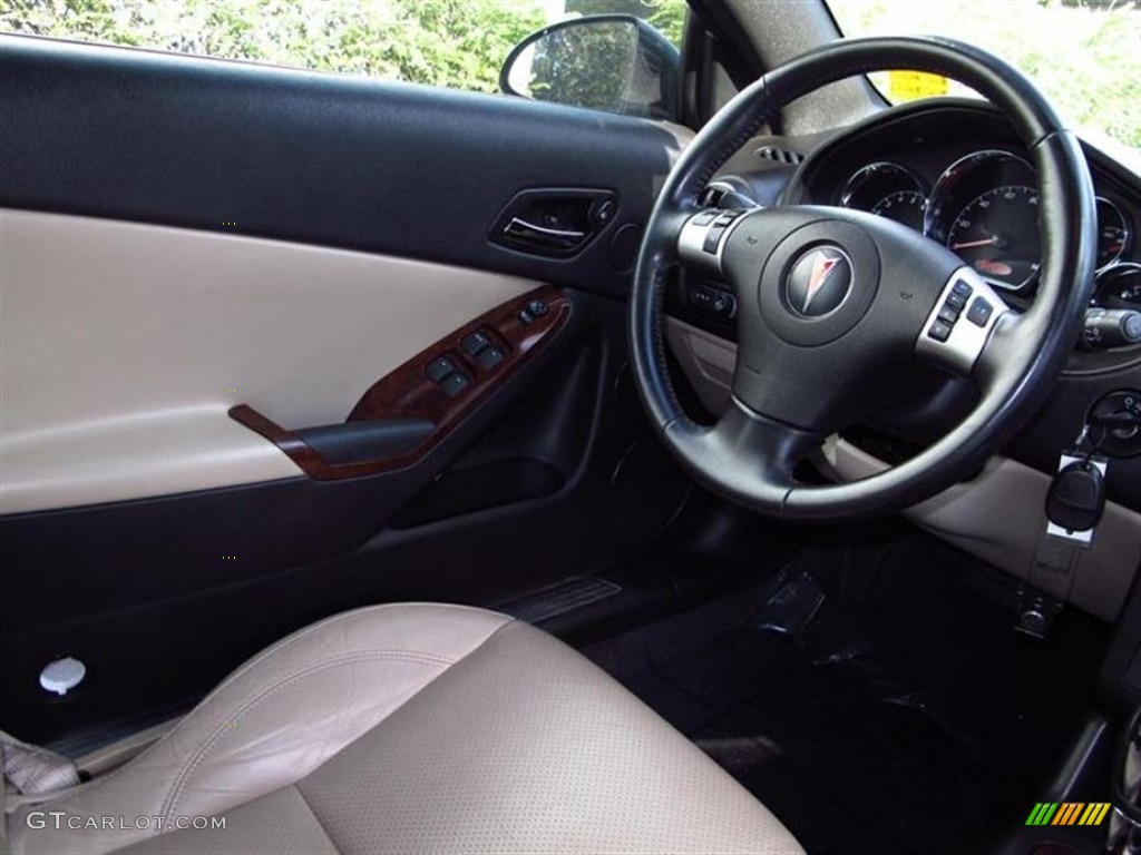2008 Pontiac G6 GT Convertible Light Taupe Steering Wheel Photo #70910602