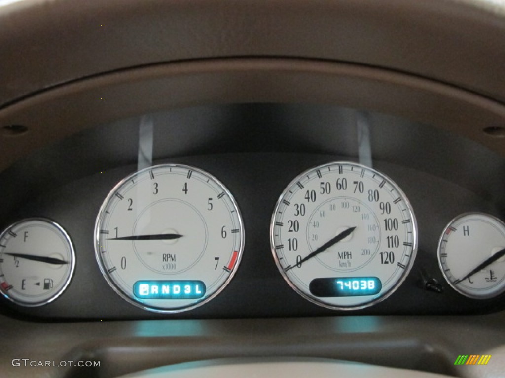 2000 Chrysler LHS Standard LHS Model Gauges Photo #70911820