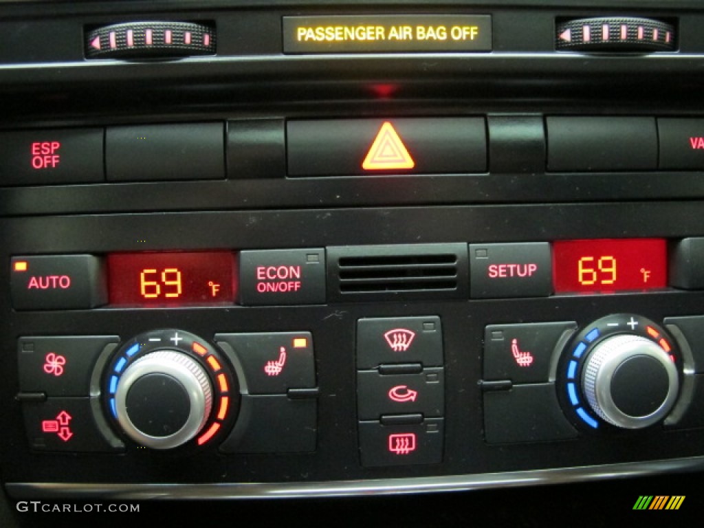 2007 Audi S6 5.2 quattro Sedan Controls Photo #70912198