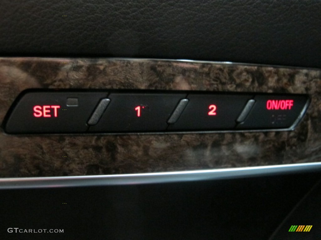 2007 Audi S6 5.2 quattro Sedan Controls Photo #70912299