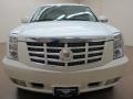 White Diamond - Escalade ESV AWD Photo No. 2