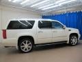 White Diamond - Escalade ESV AWD Photo No. 10