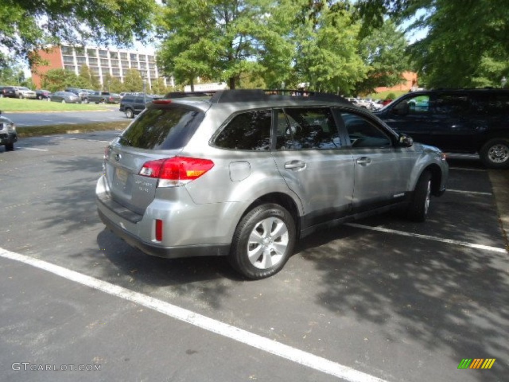 2010 Outback 3.6R Limited Wagon - Steel Silver Metallic / Off Black photo #7
