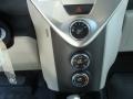 Classic Silver Metallic - iQ  Photo No. 10