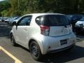 Classic Silver Metallic - iQ  Photo No. 4