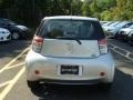 Classic Silver Metallic - iQ  Photo No. 5