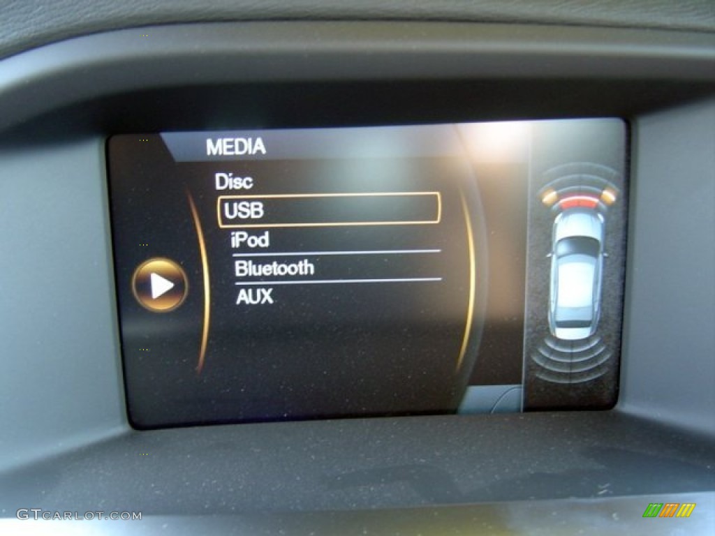 2013 S60 R-Design AWD - Black Sapphire Metallic / R Design Black photo #10