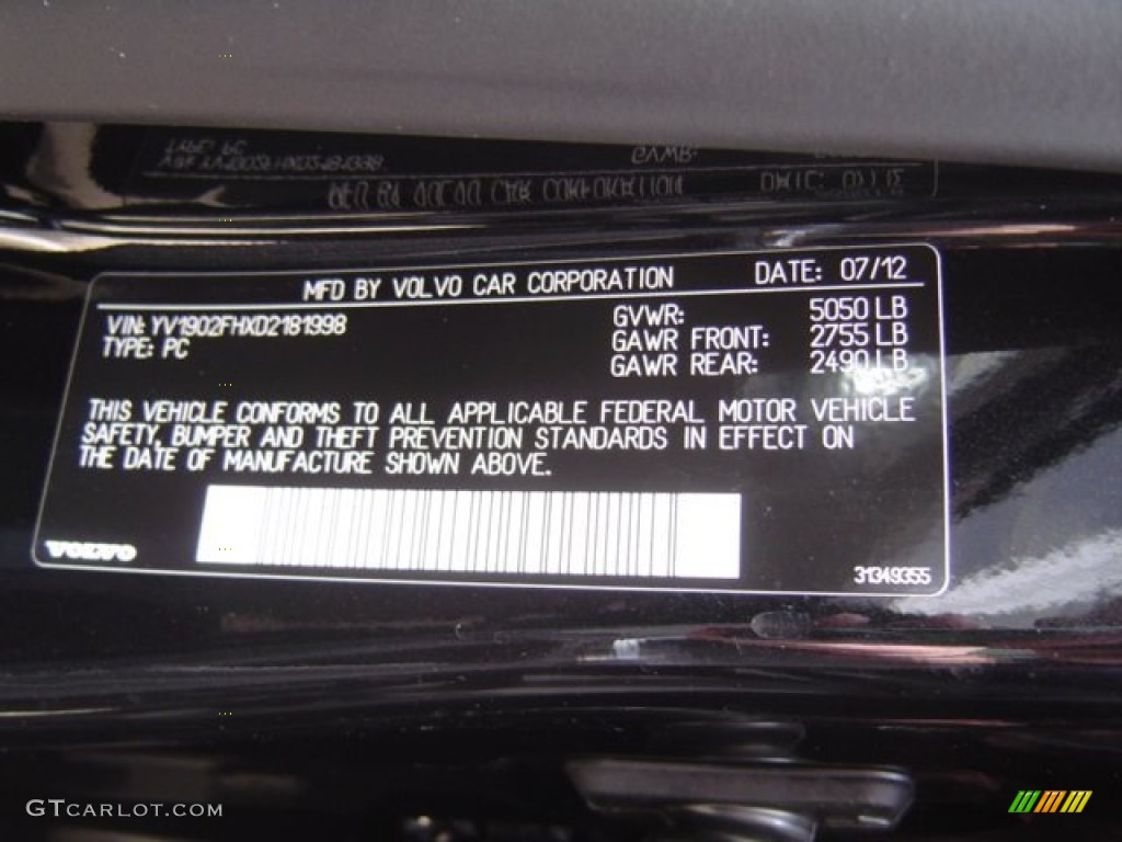 2013 S60 R-Design AWD - Black Sapphire Metallic / R Design Black photo #21