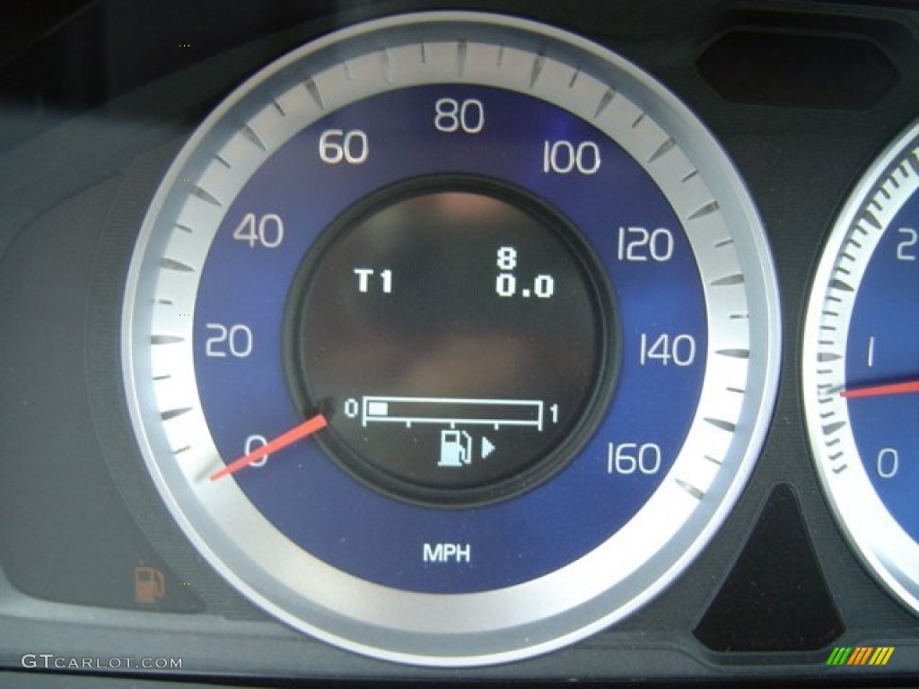 2013 S60 R-Design AWD - Black Sapphire Metallic / R Design Black photo #23