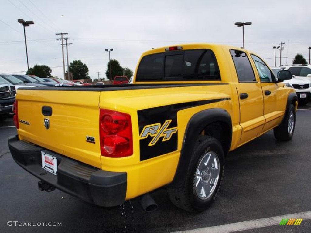 2006 Dakota R/T Quad Cab 4x4 - Solar Yellow / Medium Slate Gray photo #3