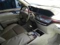 Black - S 550 4Matic Sedan Photo No. 25