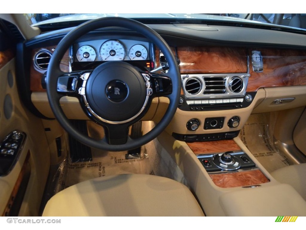 2010 Rolls-Royce Ghost Standard Ghost Model Creme Light Dashboard Photo #70926205