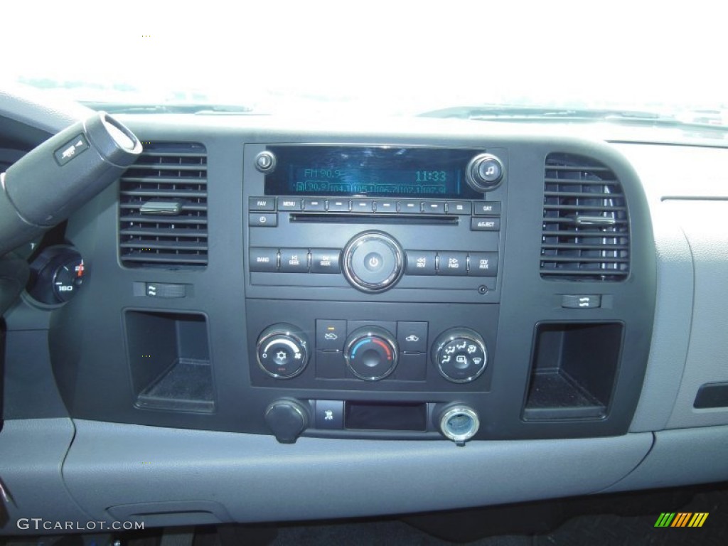 2010 Silverado 1500 LS Crew Cab 4x4 - Blue Granite Metallic / Dark Titanium photo #17