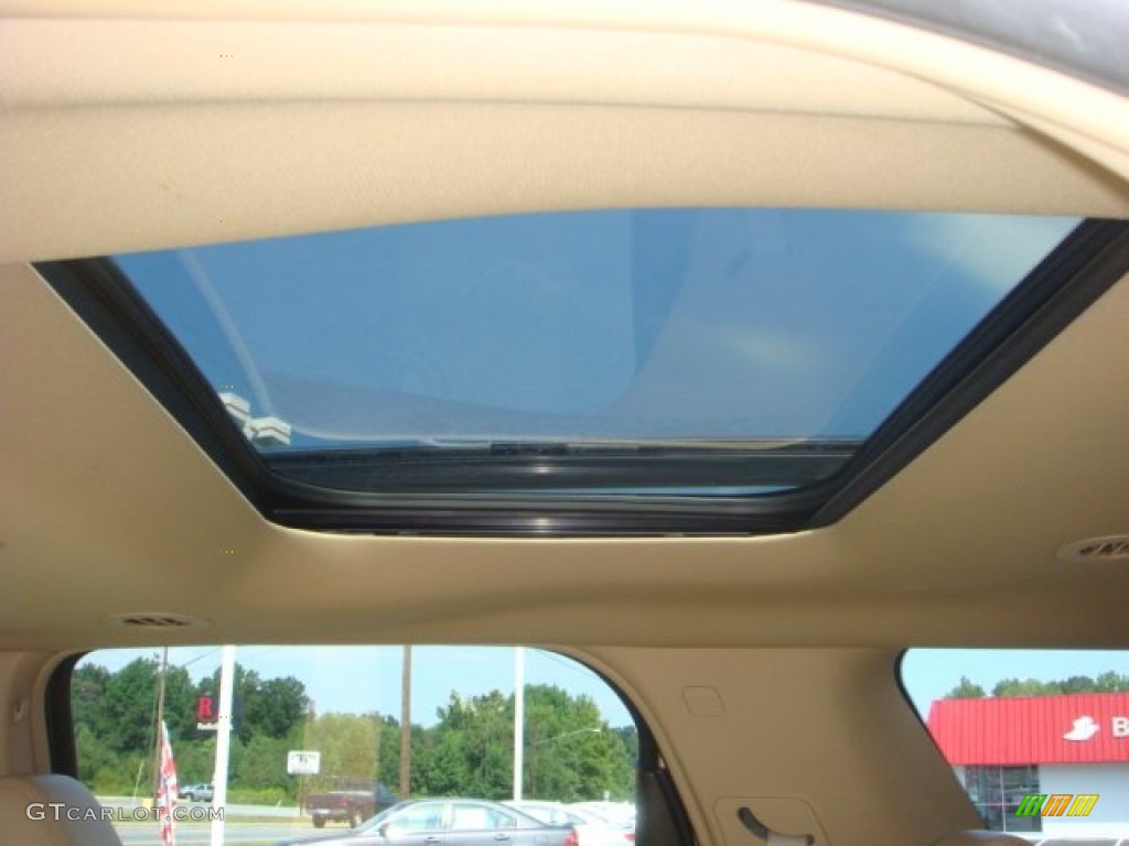 2008 Saturn Outlook XR Sunroof Photos