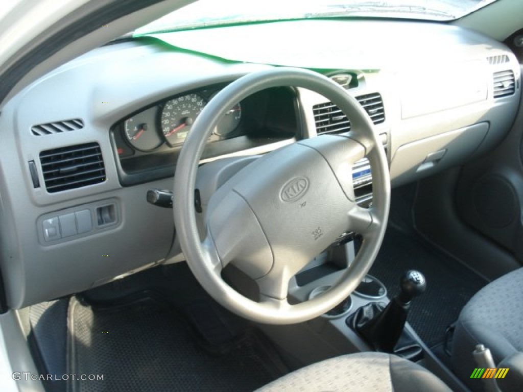 2005 Rio Sedan - Polar White / Gray photo #7