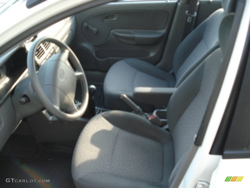 2005 Rio Sedan - Polar White / Gray photo #8