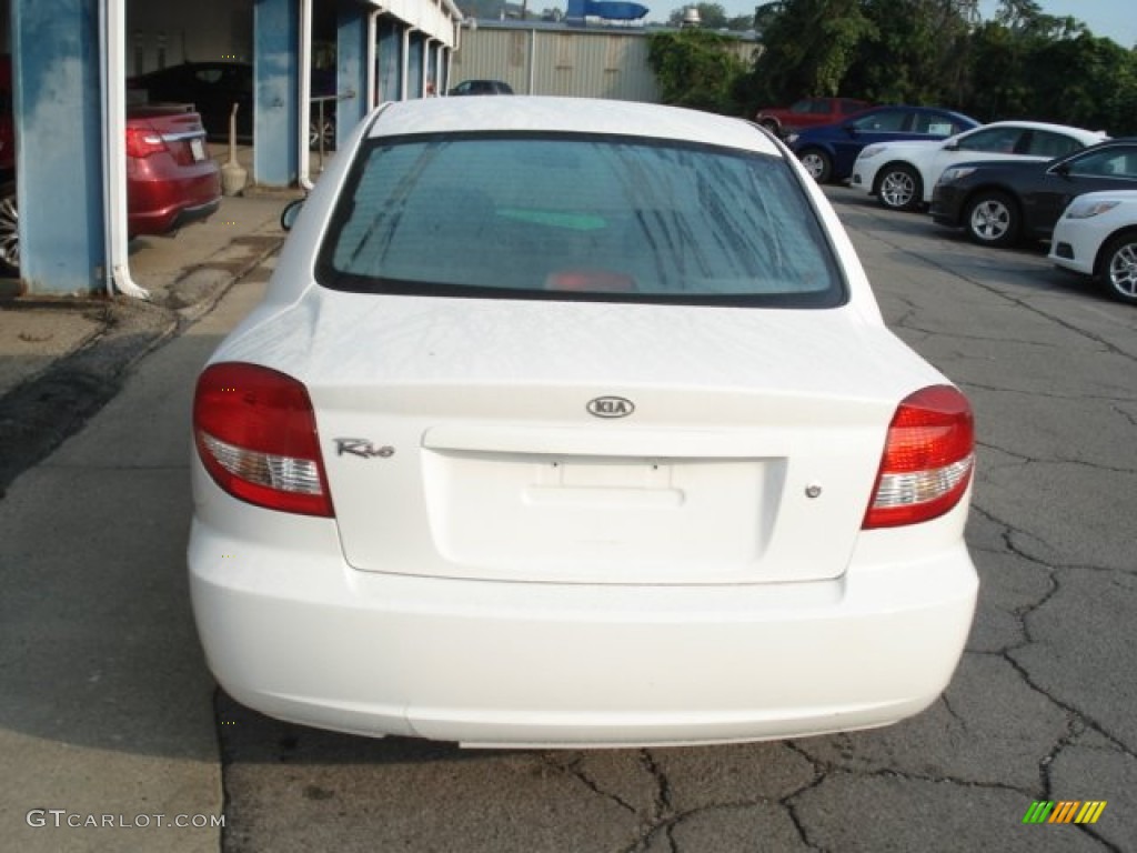 2005 Rio Sedan - Polar White / Gray photo #19