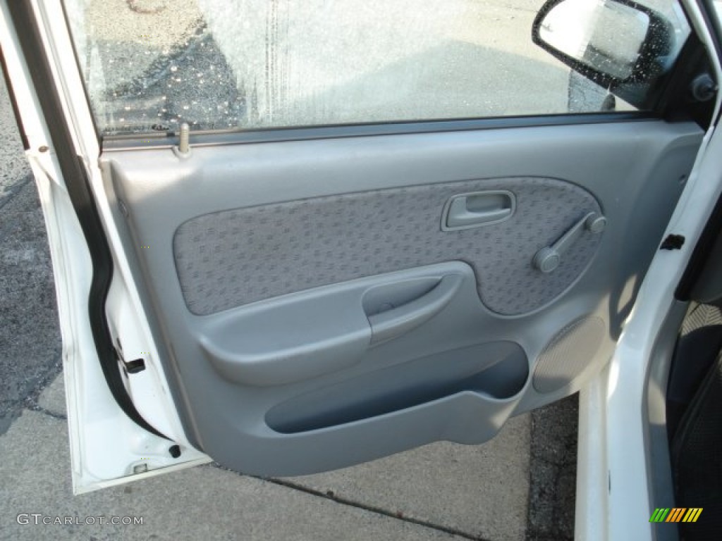2005 Rio Sedan - Polar White / Gray photo #22