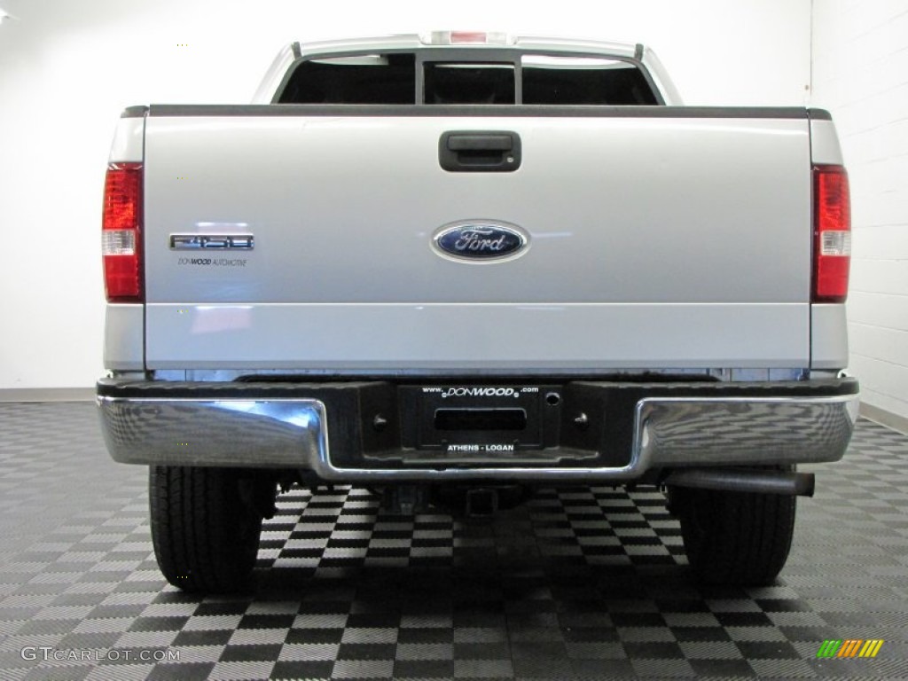 2006 F150 XLT SuperCrew 4x4 - Silver Metallic / Medium/Dark Flint photo #4