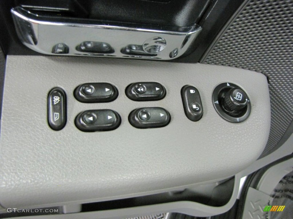 2006 F150 XLT SuperCrew 4x4 - Silver Metallic / Medium/Dark Flint photo #16