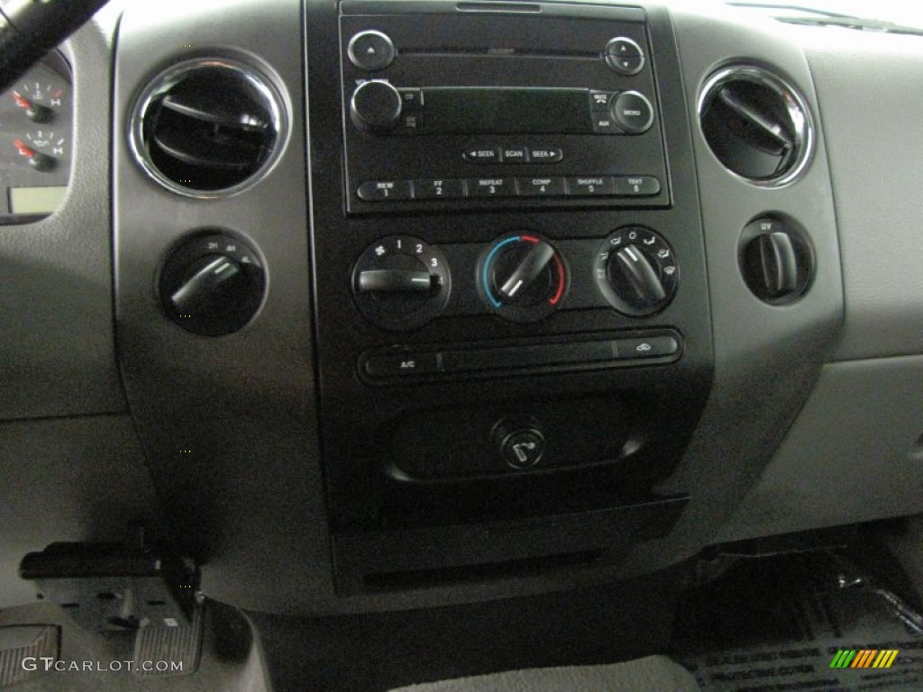 2006 F150 XLT SuperCrew 4x4 - Silver Metallic / Medium/Dark Flint photo #27