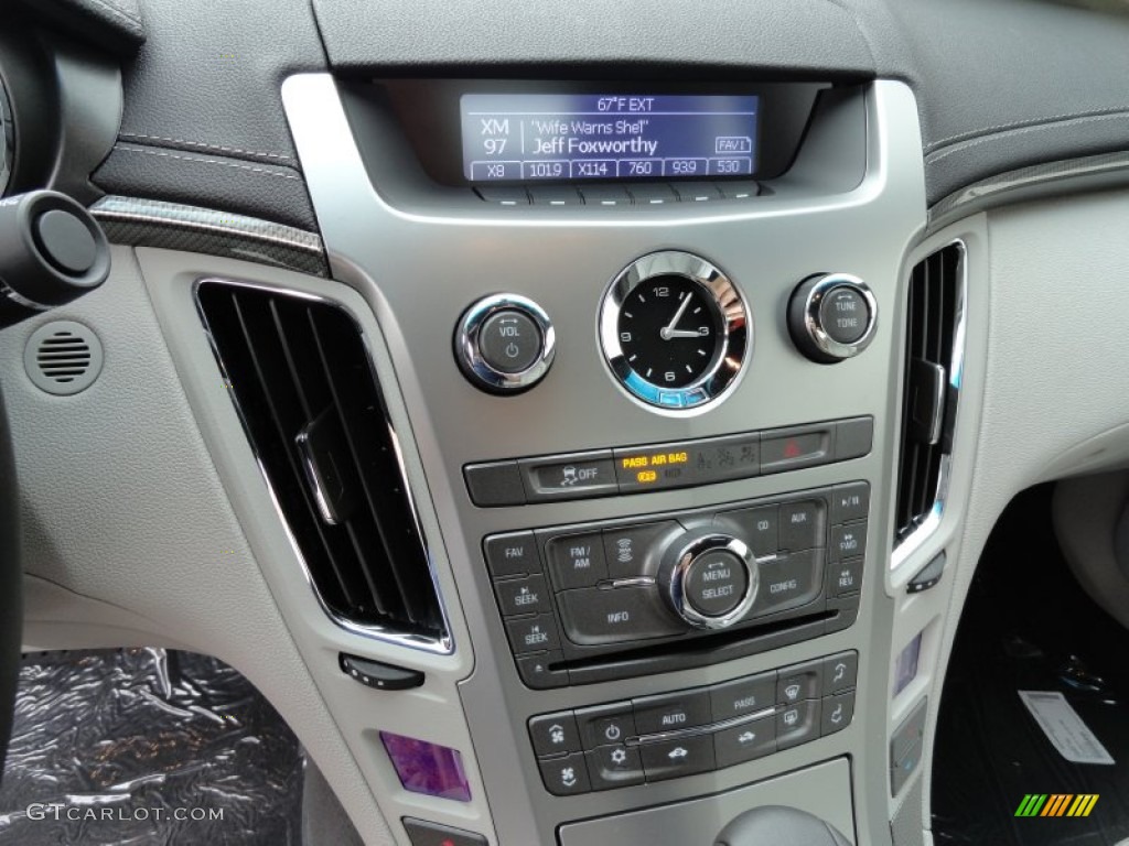 2013 Cadillac CTS Coupe Controls Photo #70932454