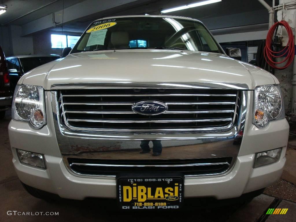 2006 Explorer Limited 4x4 - Cashmere Tri-Coat / Camel photo #2