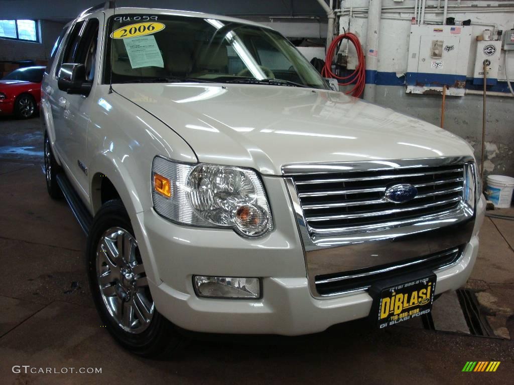 2006 Explorer Limited 4x4 - Cashmere Tri-Coat / Camel photo #9