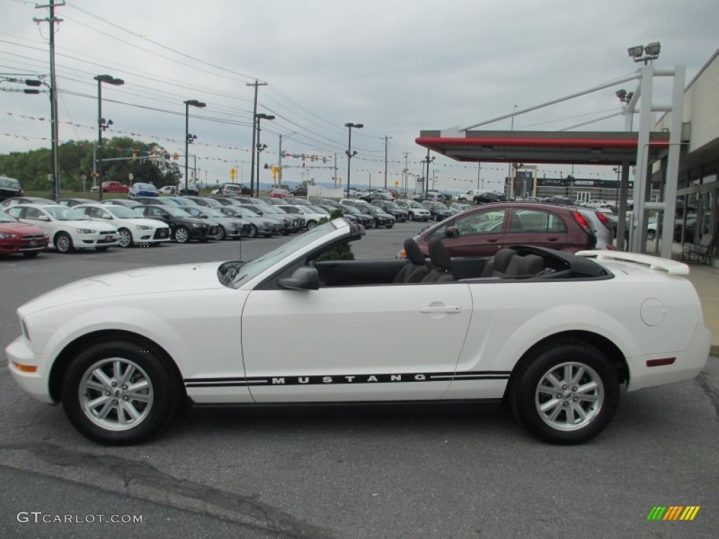 2007 Mustang V6 Deluxe Convertible - Performance White / Dark Charcoal photo #10
