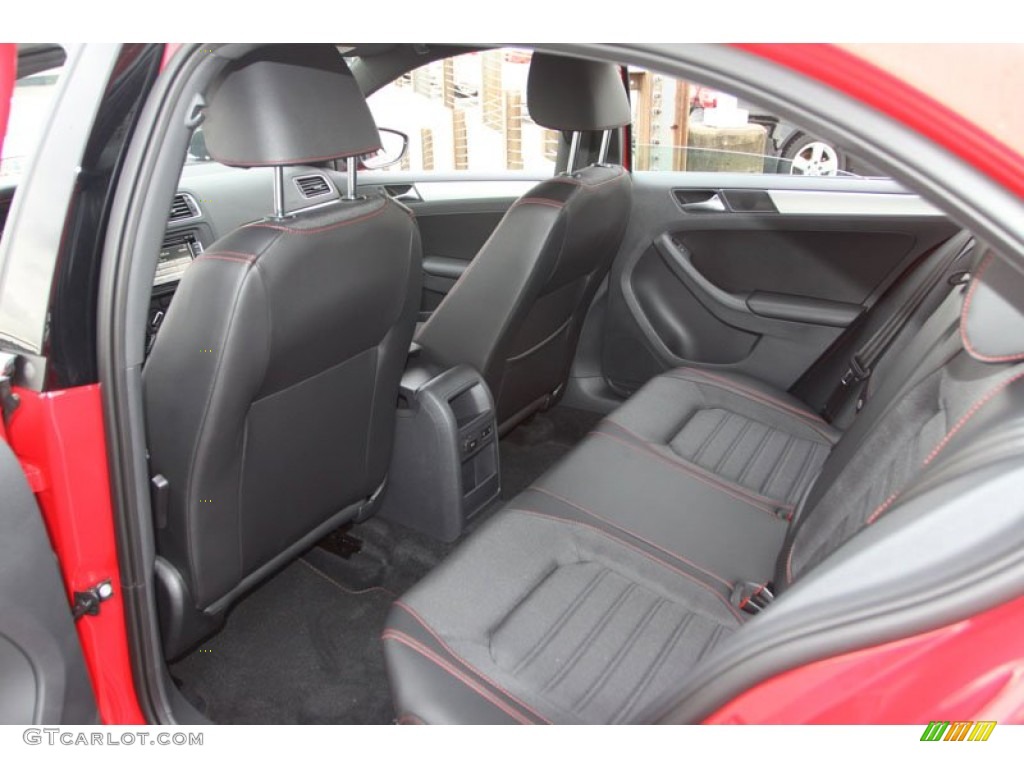 Titan Black Interior 2013 Volkswagen Jetta GLI Photo #70934452