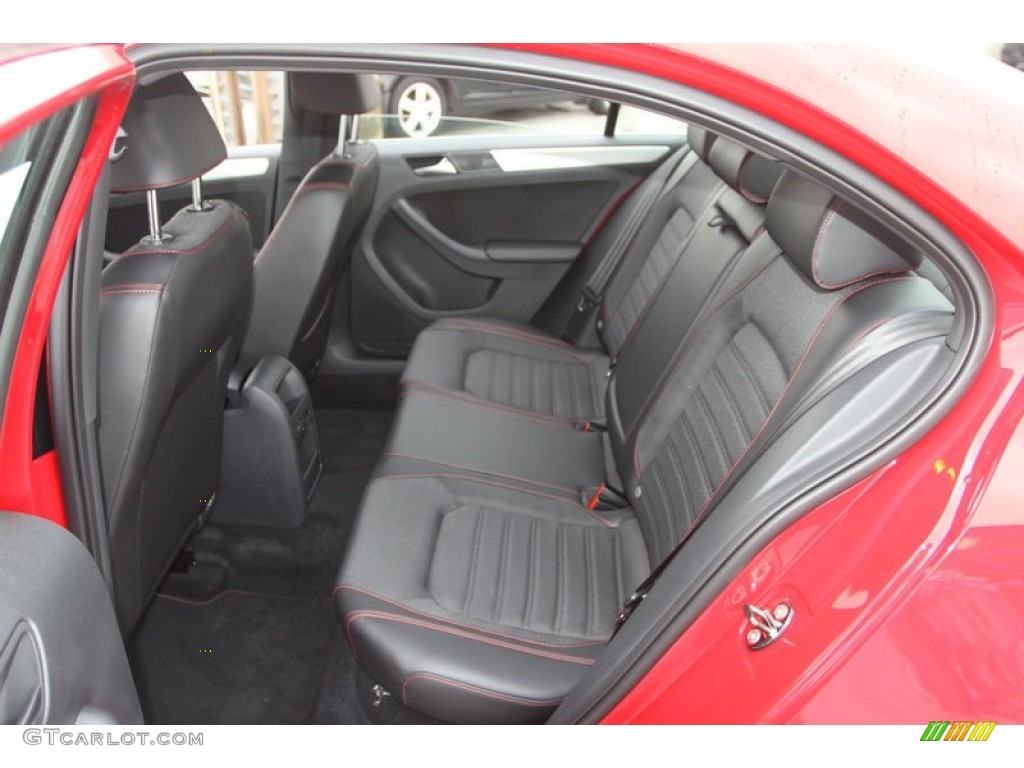 Titan Black Interior 2013 Volkswagen Jetta GLI Photo #70934461