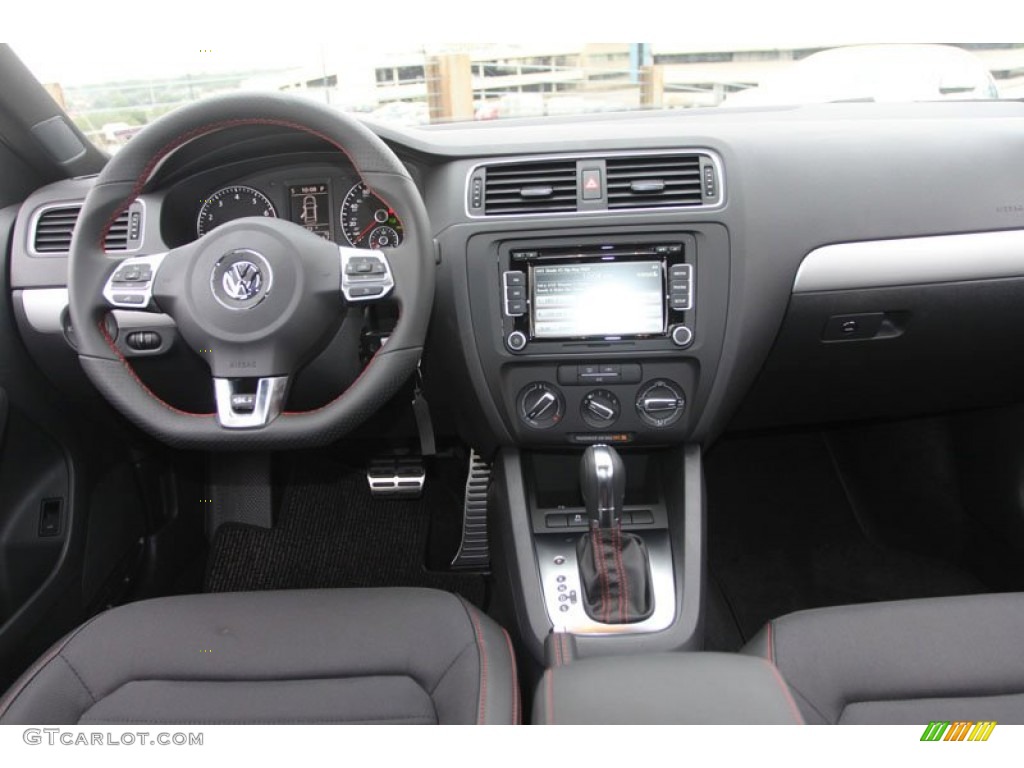 2013 Volkswagen Jetta GLI Titan Black Dashboard Photo #70934470
