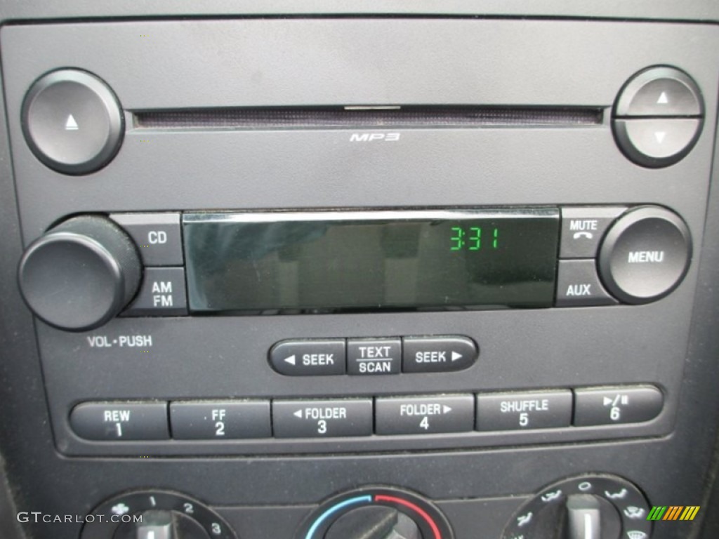 2007 Mustang V6 Deluxe Convertible - Performance White / Dark Charcoal photo #25
