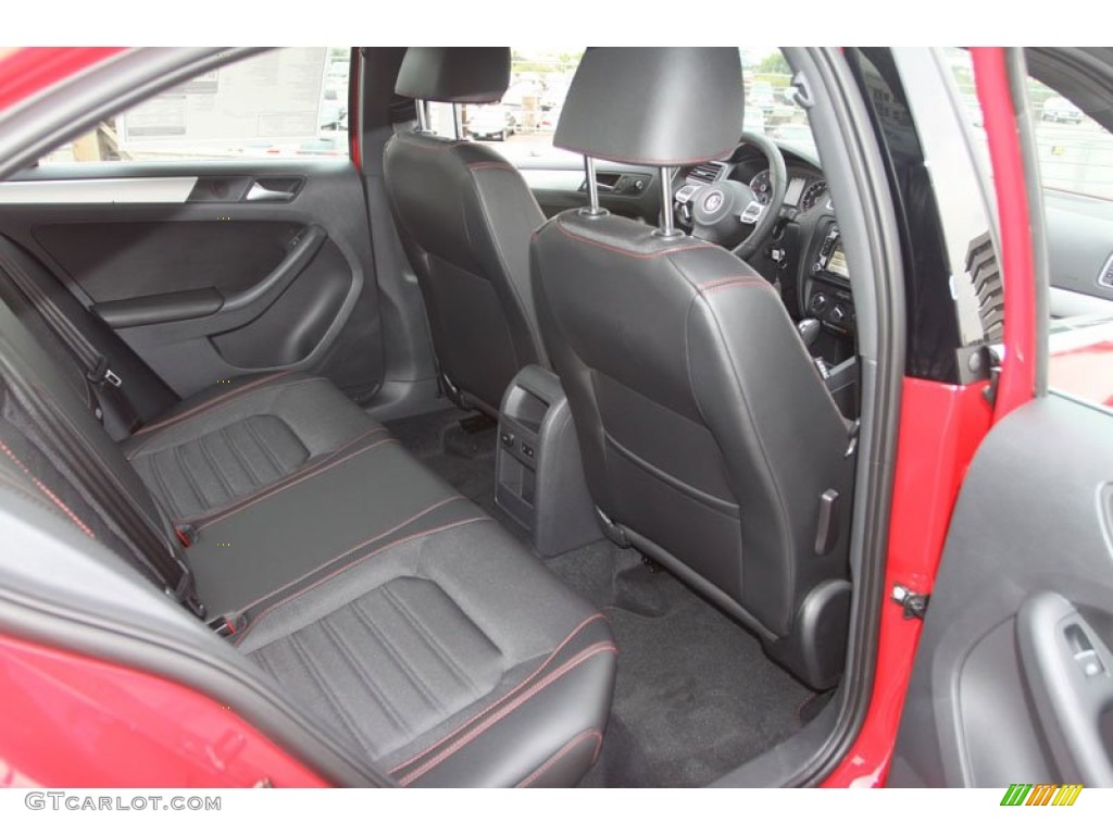 Titan Black Interior 2013 Volkswagen Jetta GLI Photo #70934518