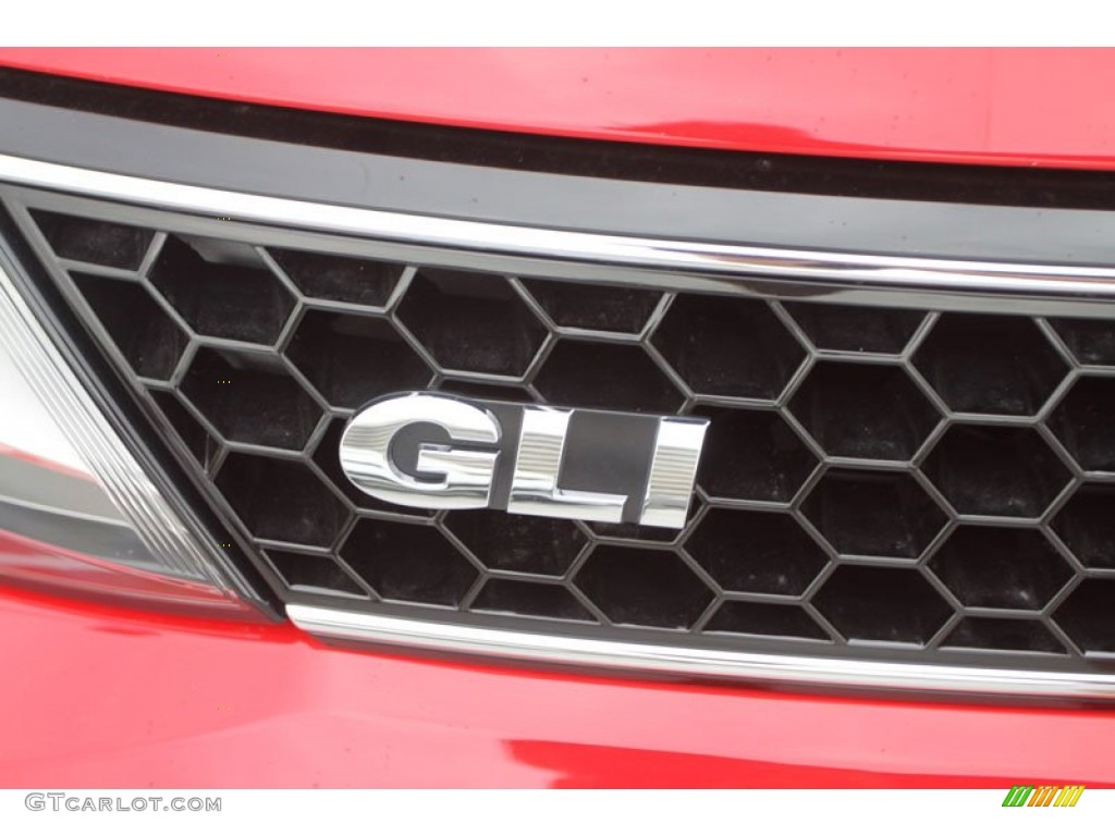 2013 Volkswagen Jetta GLI Marks and Logos Photos