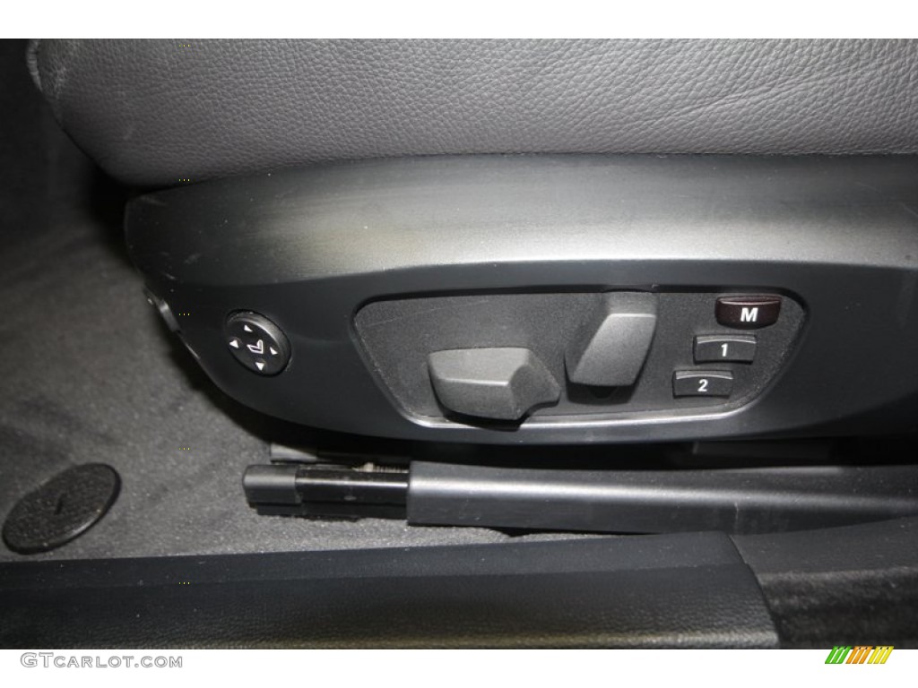 2008 3 Series 335i Sedan - Black Sapphire Metallic / Black photo #17