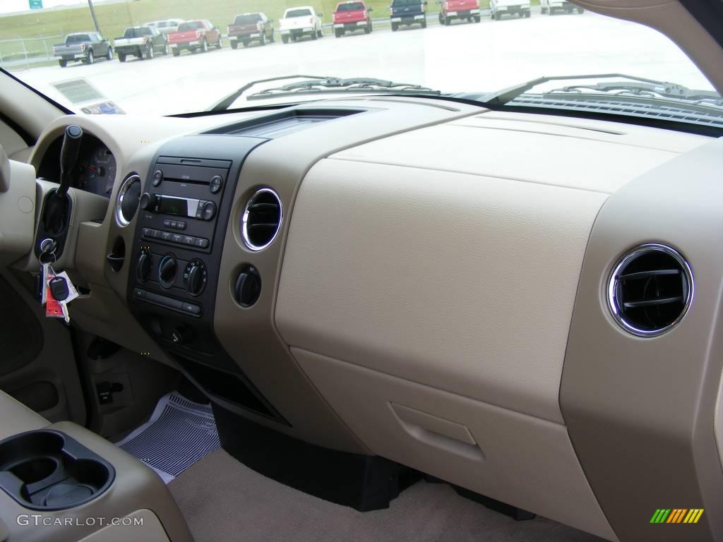 2006 F150 XLT SuperCab - Oxford White / Tan photo #27