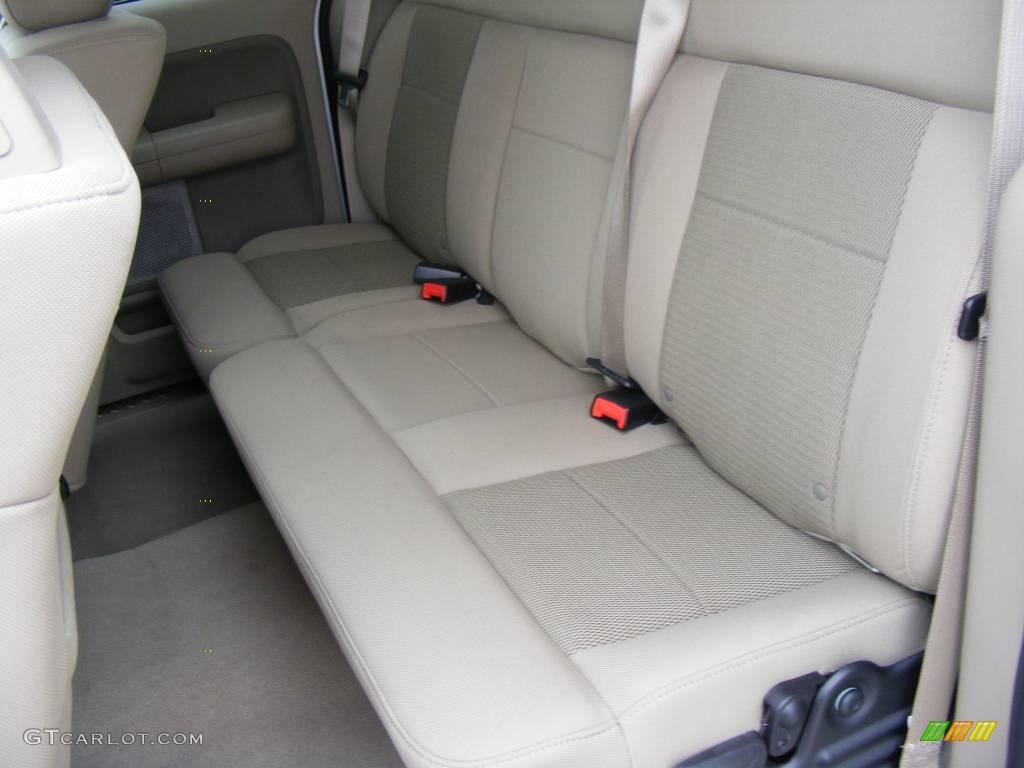 2006 F150 XLT SuperCab - Oxford White / Tan photo #34