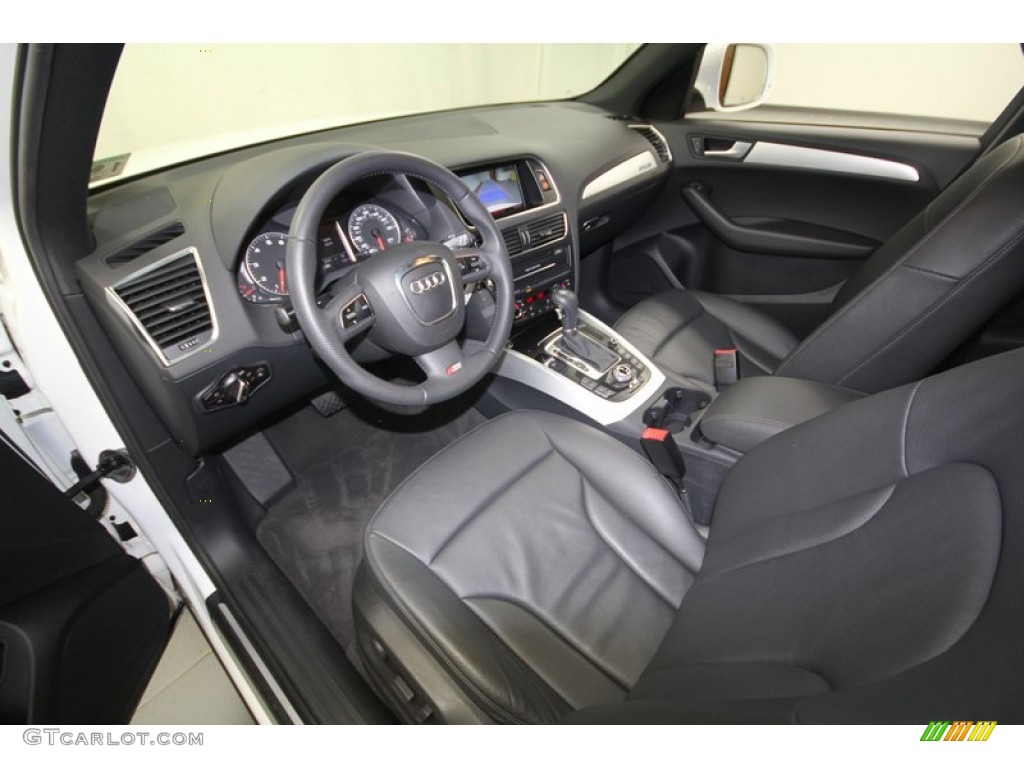 Black Interior 2010 Audi Q5 3.2 quattro Photo #70938358