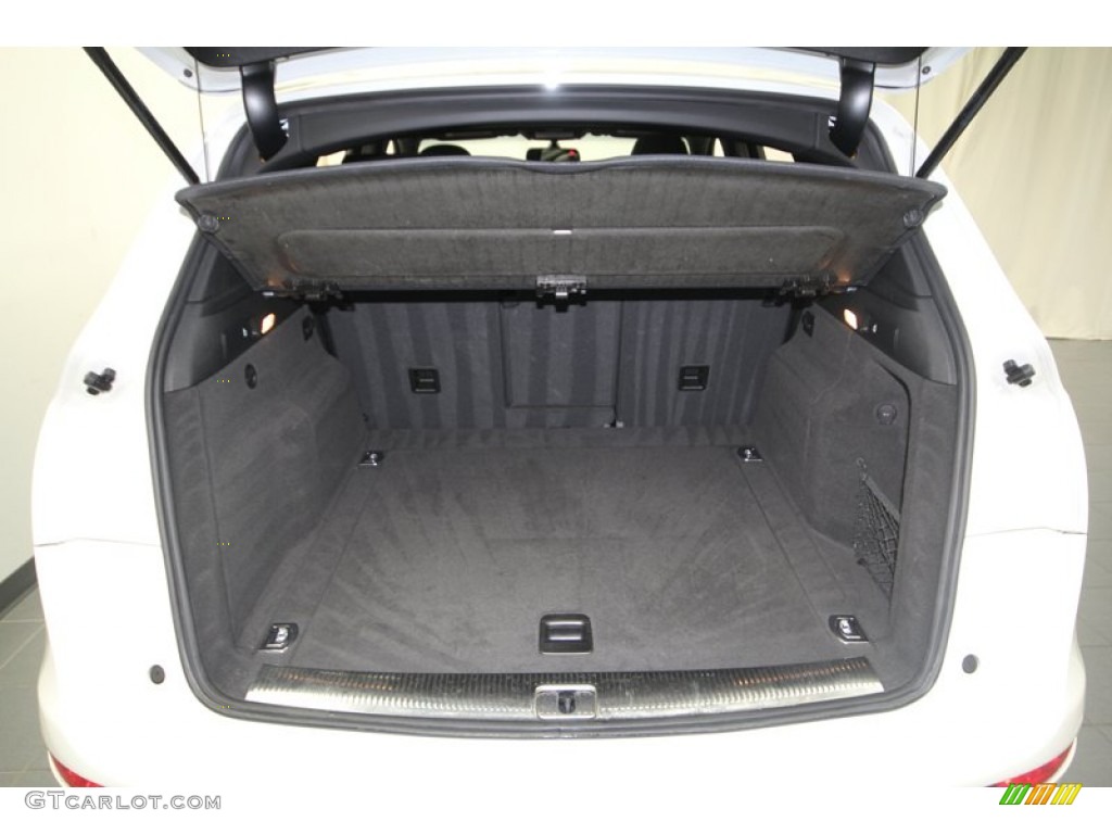 2010 Audi Q5 3.2 quattro Trunk Photo #70938598