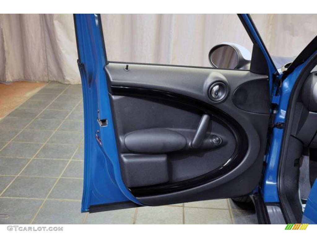 2012 Mini Cooper Countryman Carbon Black Door Panel Photo #70940203