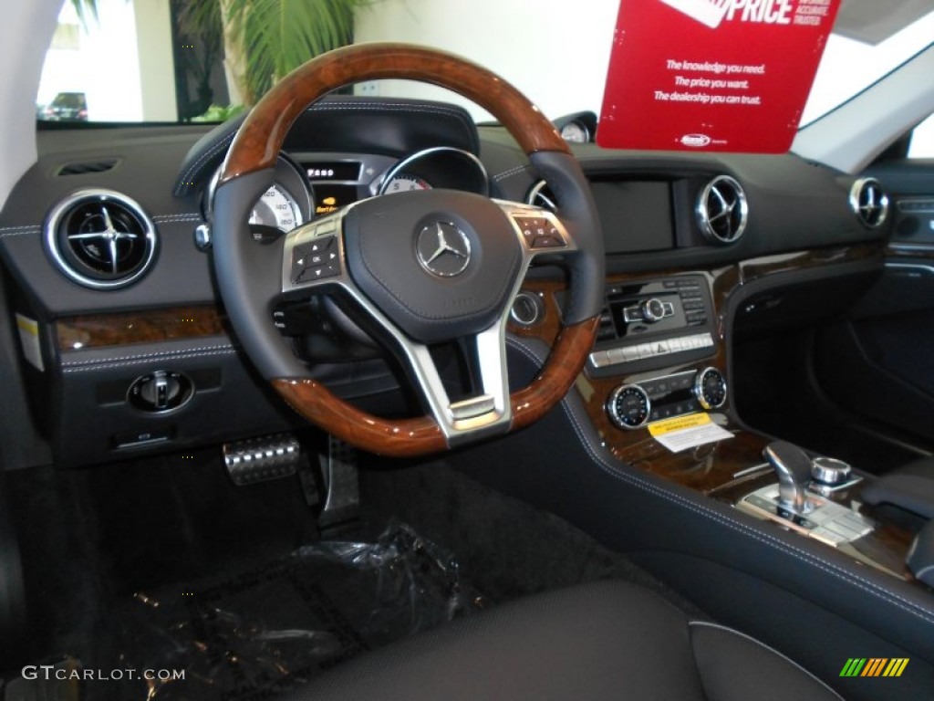 Black Interior 2013 Mercedes-Benz SL 550 Roadster Photo #70942396