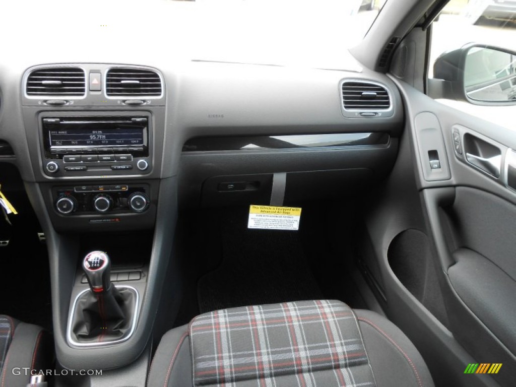 2013 GTI 4 Door - Carbon Steel Gray Metallic / Interlagos Plaid Cloth photo #15